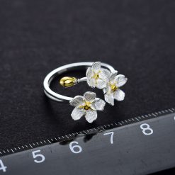 Bague Fleurette Argent (taille)